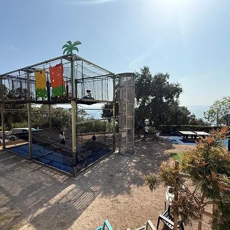 Campingplatz Ethan Saint-Raphaël